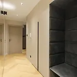 아파트 Lupoapartments Premium Lazowskiego, Parking, Dostep Na Kod, 3 Sypialnie 우치