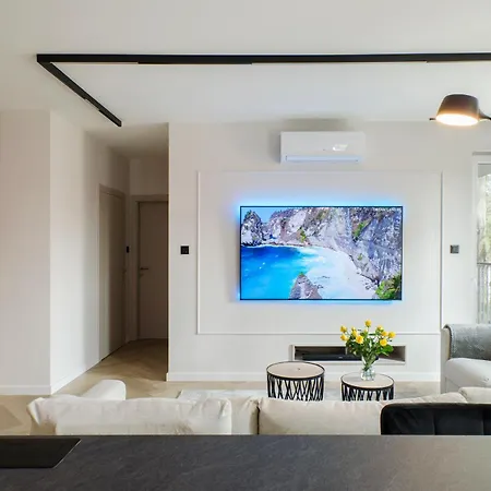 Lupoapartments Premium łazowskiego, Parking, Dostęp Na Kod, 3 Sypialnie *