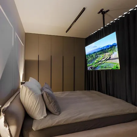 Lupoapartments Premium Lazowskiego, Klimatyzacja, Parking, Dostep Na Kod, 3 Sypialnie, Pole Dance Łódź